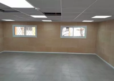 אספקת ספוג מלמין 60/60 מונח בגוון טבעי