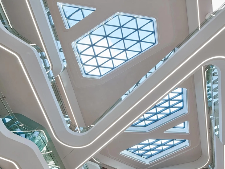 Unilever Headquarters, Jakarta (Indonesia) פרויקט תקרת טיח אקוסטי תלויה